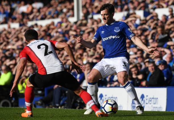 与之相反 与之相反