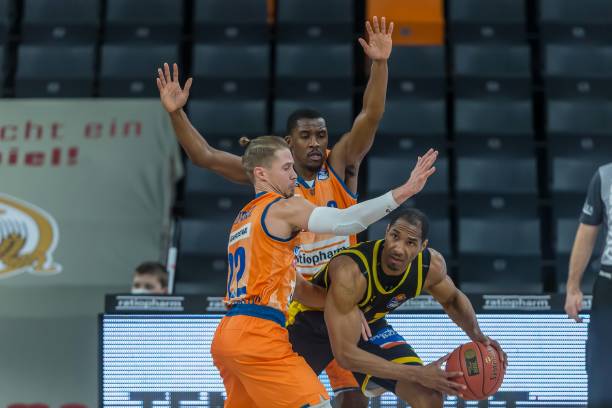 最终以微弱 最终以微弱